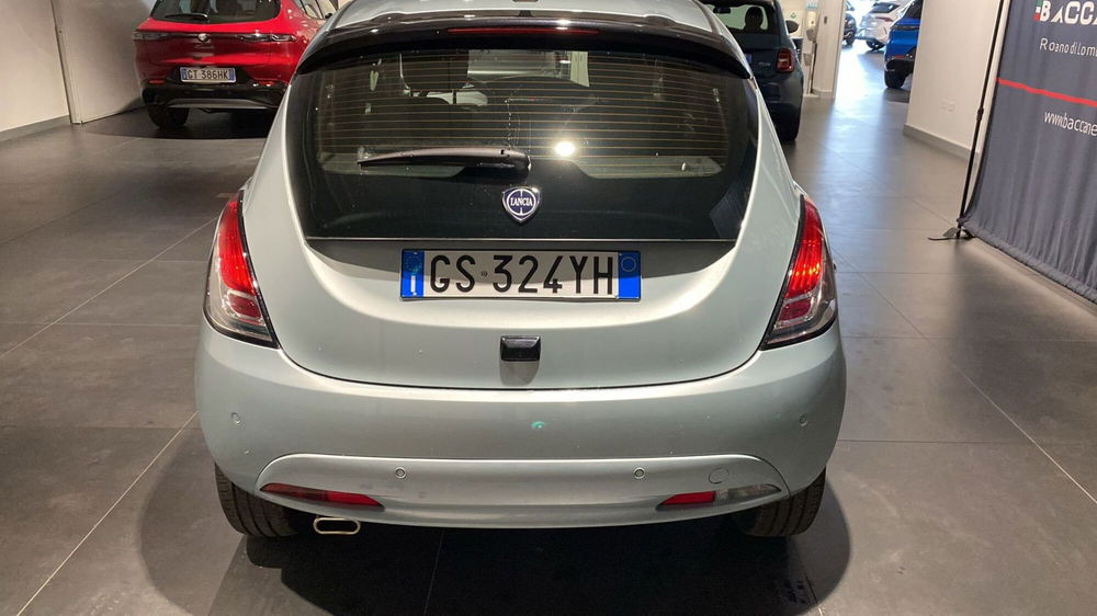 Lancia Ypsilon usata a Bergamo (3)