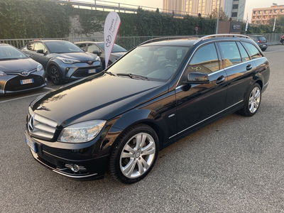 Mercedes-Benz Classe C Station Wagon 180 CGI BlueEFFICIENCY Avantgarde  del 2010 usata a Piacenza