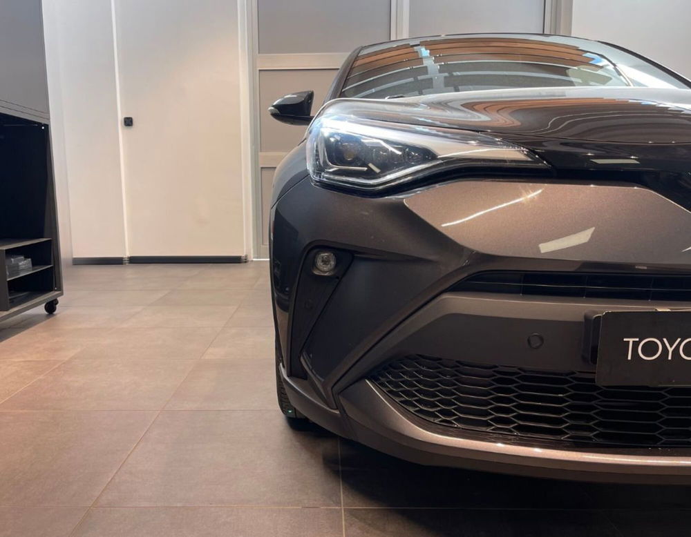 Toyota Toyota C-HR usata a Ferrara (16)