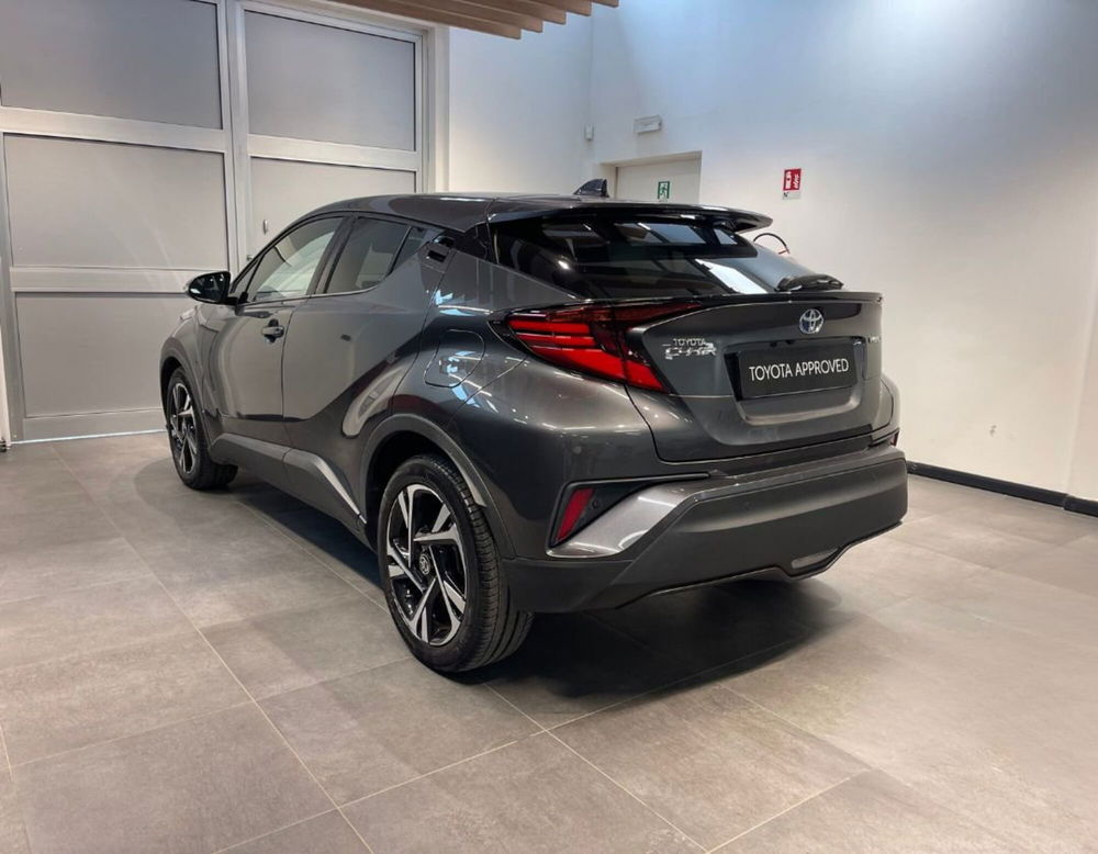 Toyota Toyota C-HR usata a Ferrara (17)