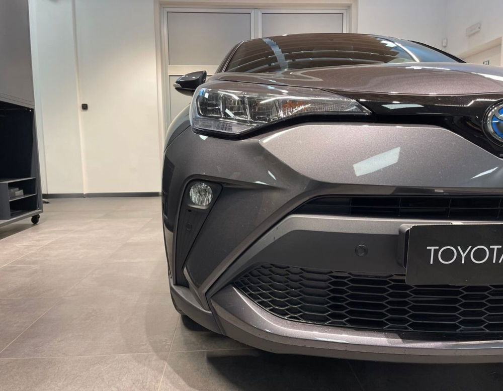 Toyota Toyota C-HR usata a Ferrara (16)