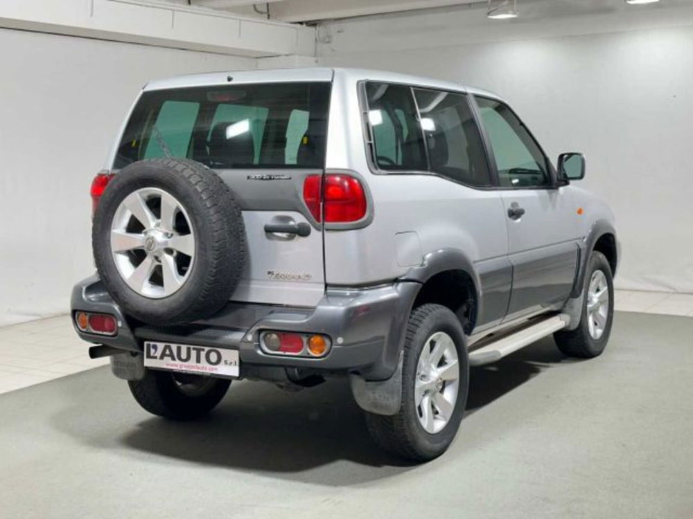 Nissan Terrano usata a Sondrio (5)