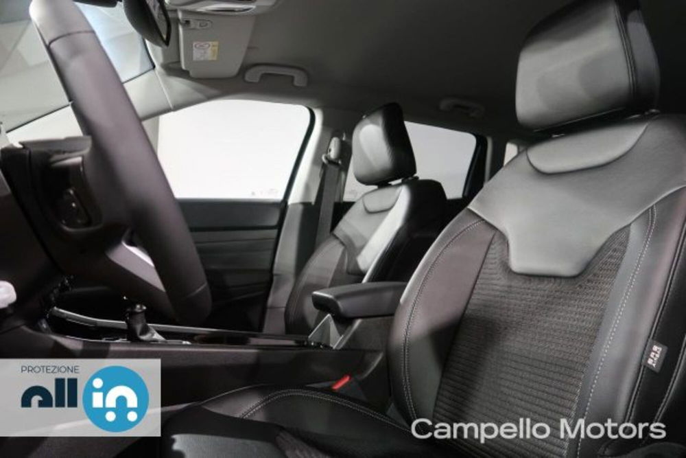 Jeep Compass nuova a Venezia (5)