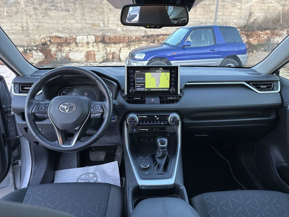 Toyota Rav4 usata a Ragusa (9)