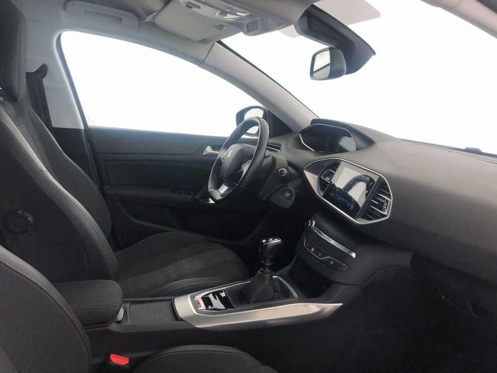 Peugeot 308 SW usata a Perugia (9)