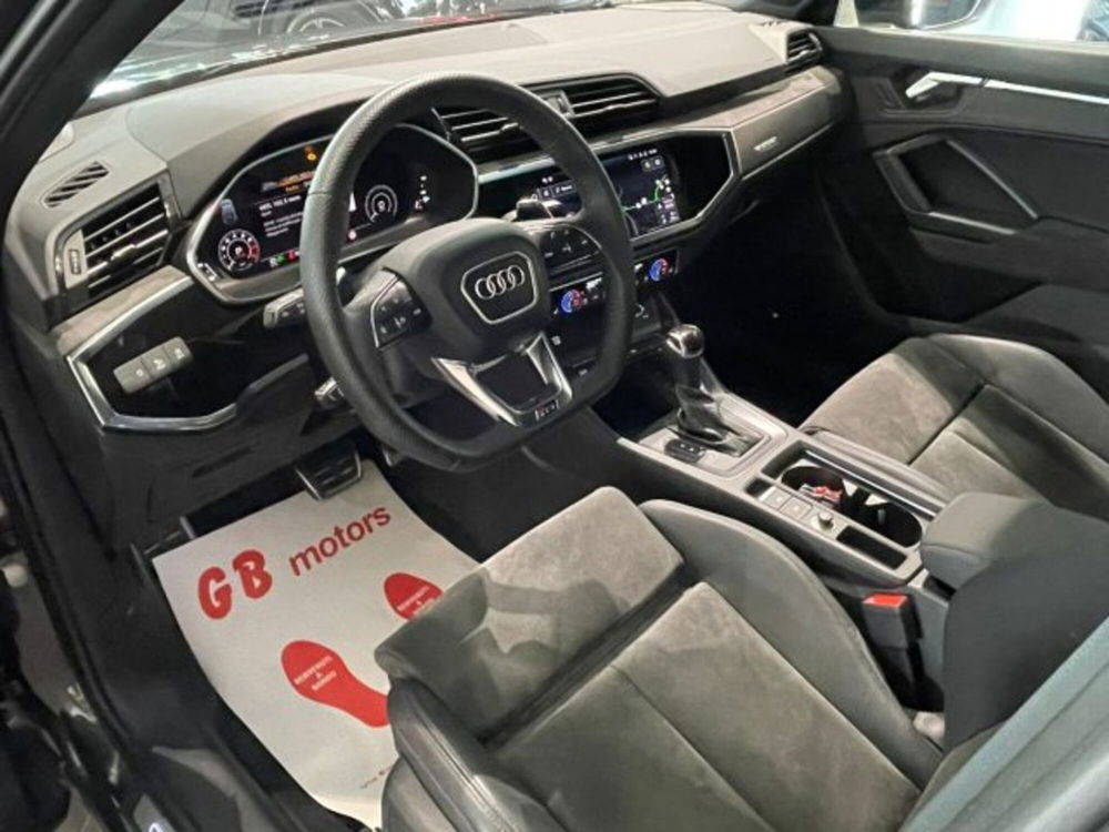 Audi RS Q3 Sportback usata a Bologna (11)