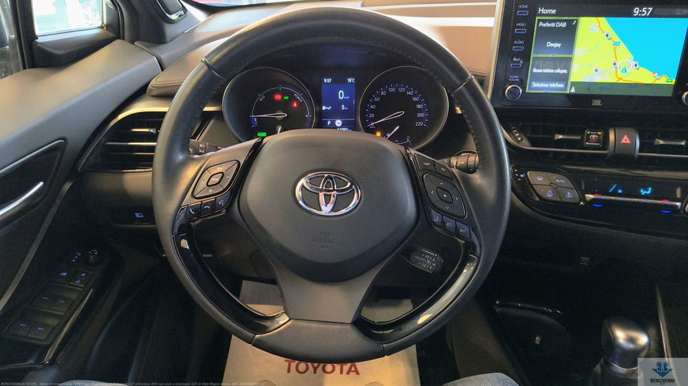 Toyota Toyota C-HR usata a Catanzaro (12)