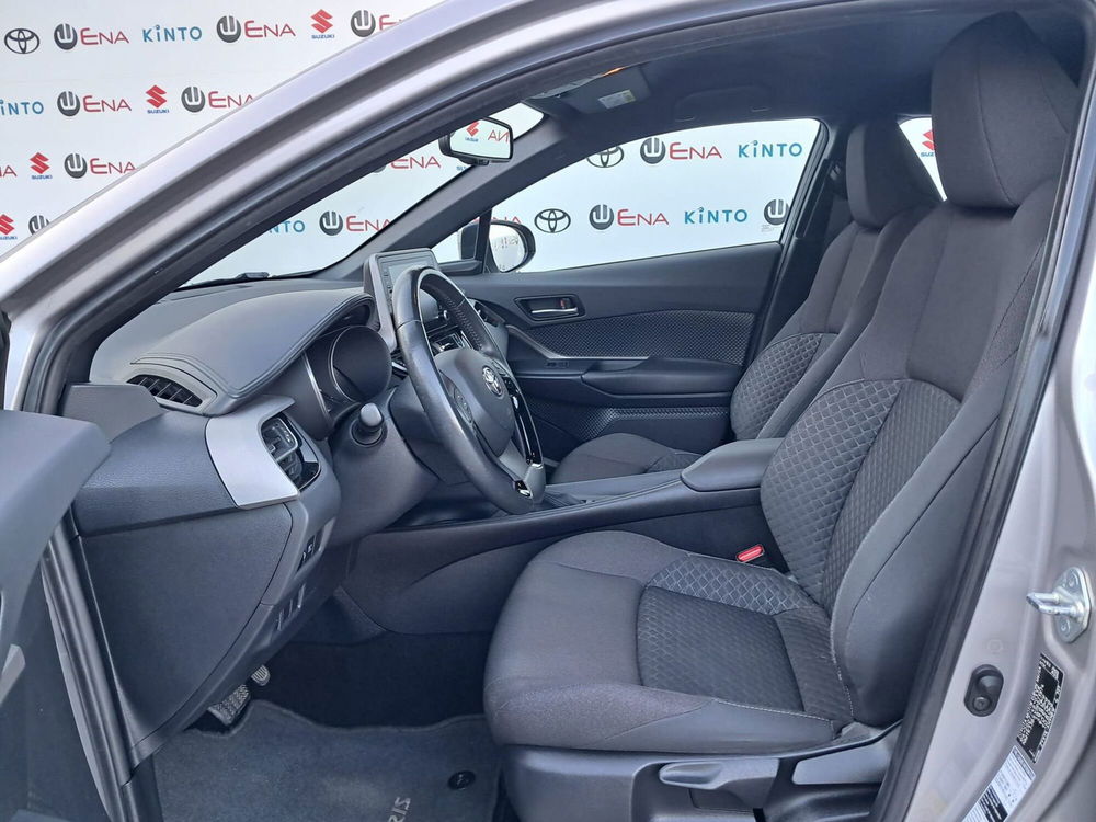 Toyota Toyota C-HR usata a Cagliari (10)