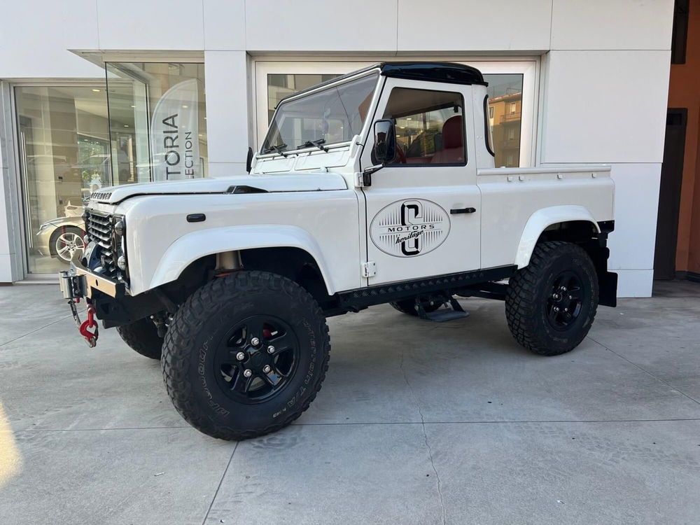 Land Rover Defender usata a Brescia