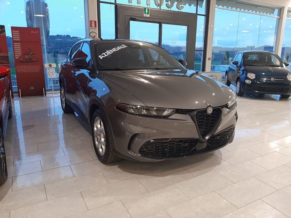 Alfa Romeo Tonale nuova a Siena