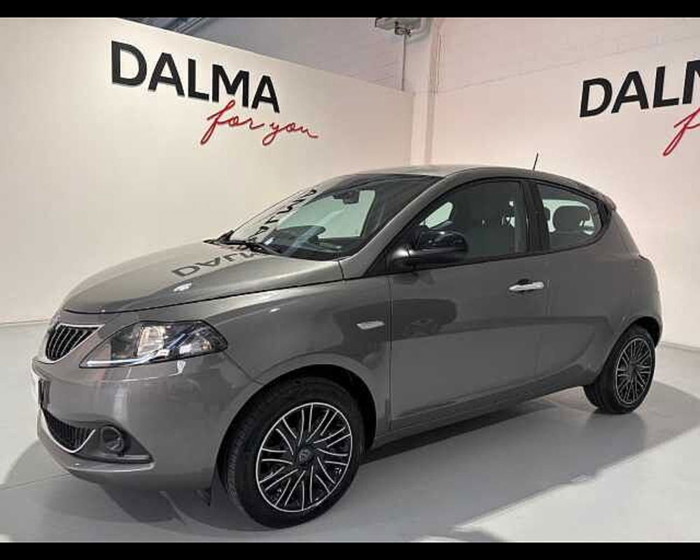 Lancia Ypsilon usata a Milano