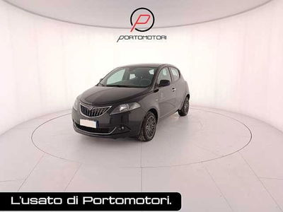 Lancia Ypsilon 1.0 FireFly 5 porte S&amp;S Hybrid Gold Plus del 2023 usata a Portogruaro