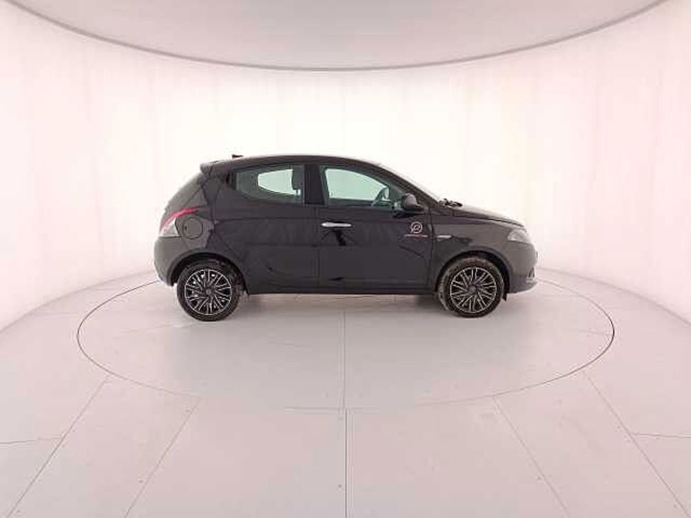 Lancia Ypsilon usata a Venezia (5)