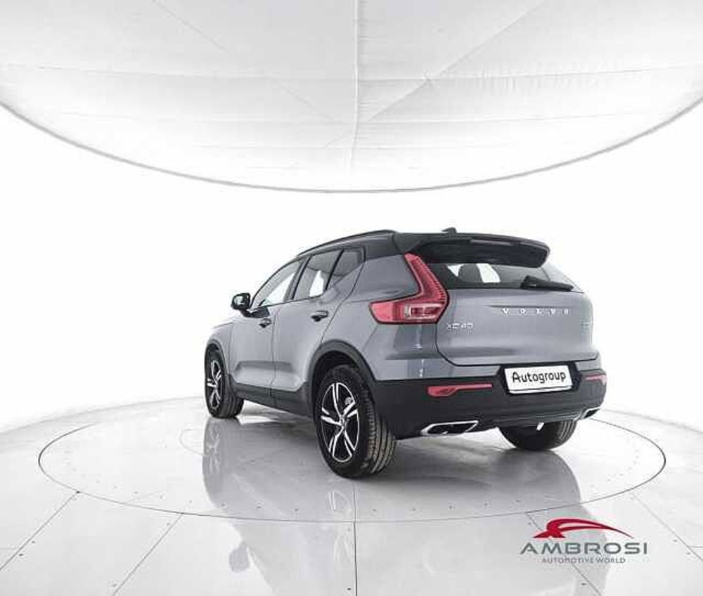 Volvo XC40 usata a Perugia (4)