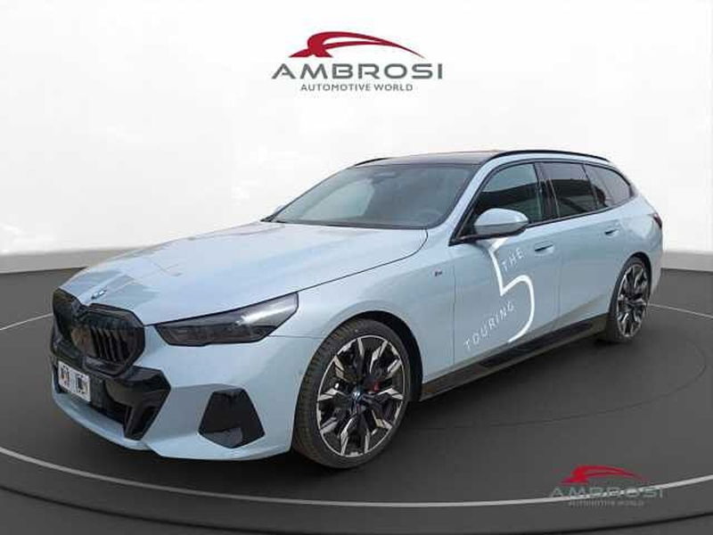 BMW Serie 5 Touring 520d  48V xdrive MSport Pro auto nuova a Viterbo