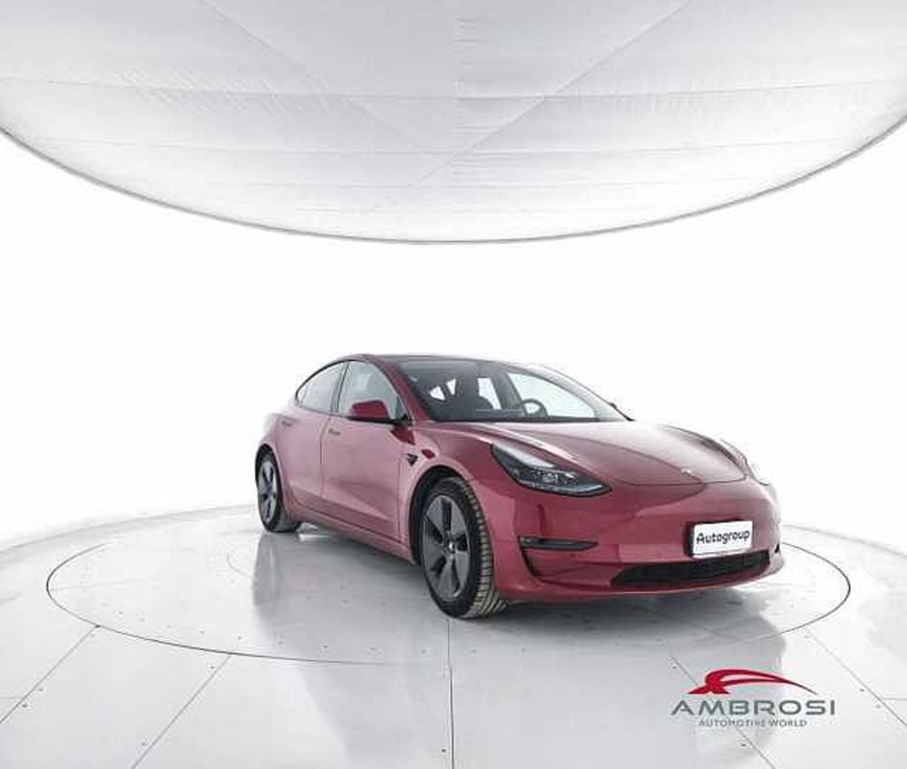 Tesla Model 3 usata a Viterbo (2)