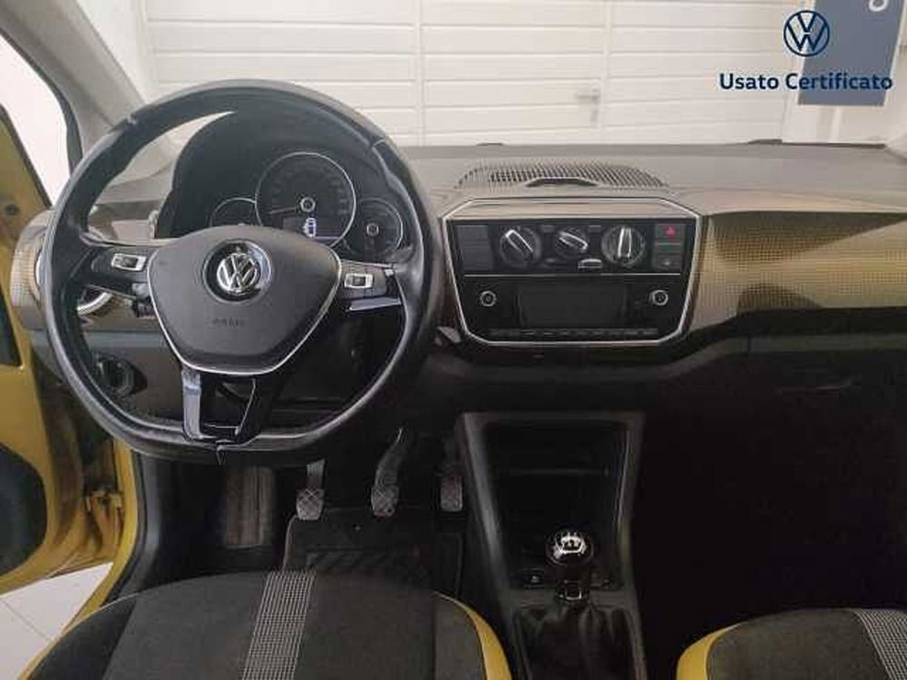 Volkswagen up! usata a Varese (15)