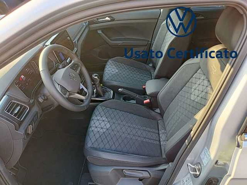 Volkswagen T-Cross nuova a Varese (10)