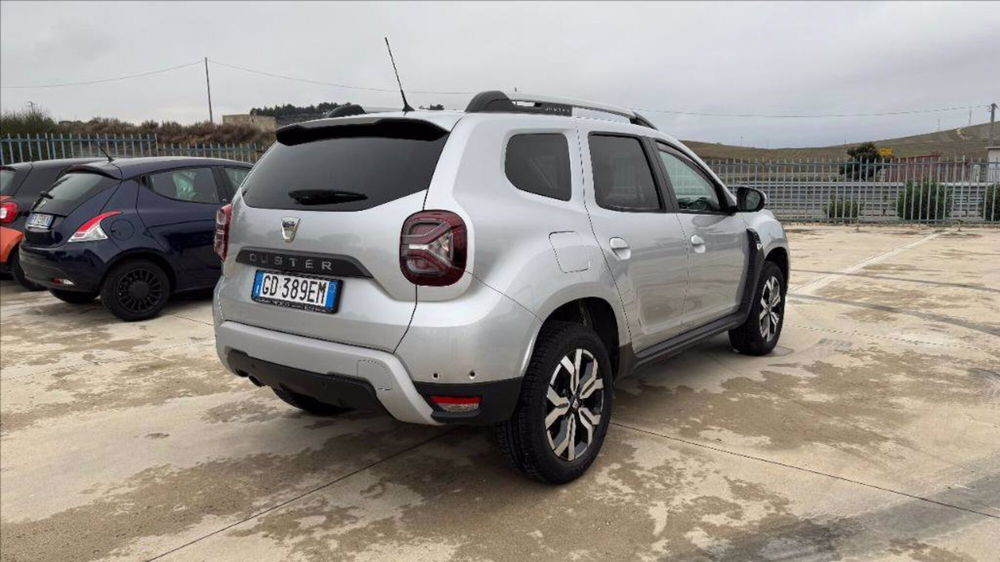 Dacia Duster usata a Matera (17)