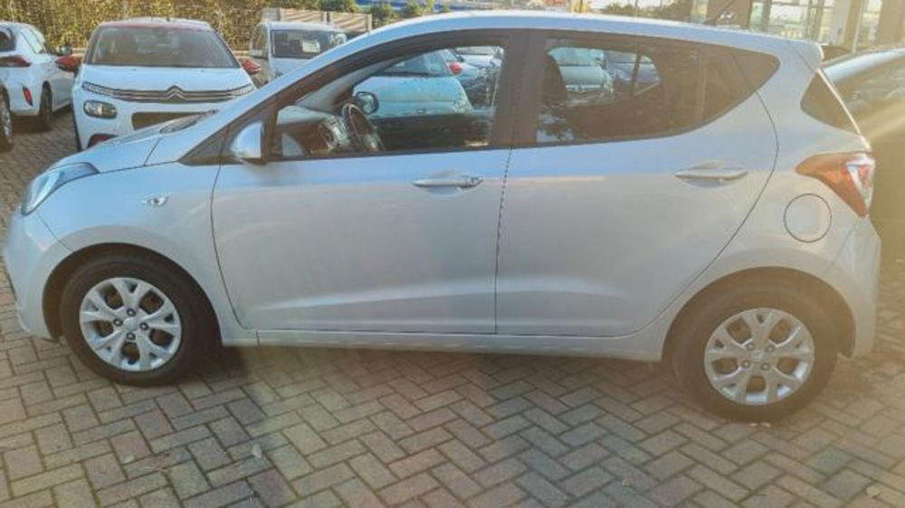 Hyundai i10 usata a Savona (7)