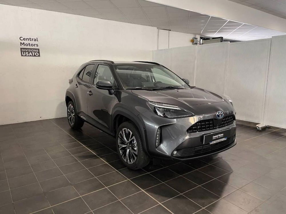 Toyota Yaris Cross nuova a Torino (2)