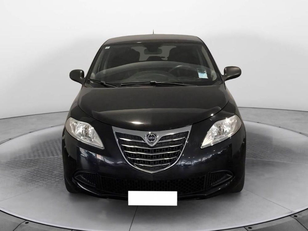 Lancia Ypsilon usata a Torino (2)