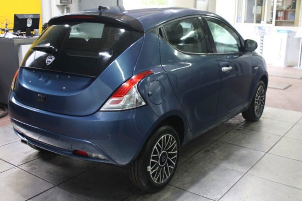 Lancia Ypsilon nuova a Viterbo (5)