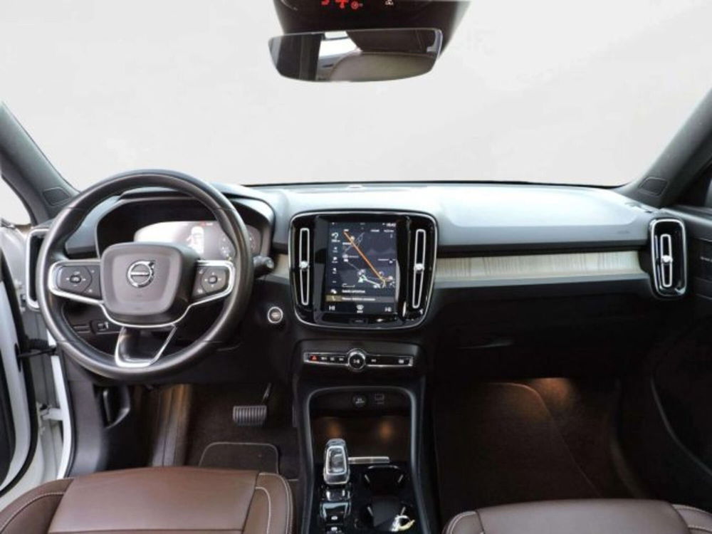 Volvo XC40 usata a Firenze (17)