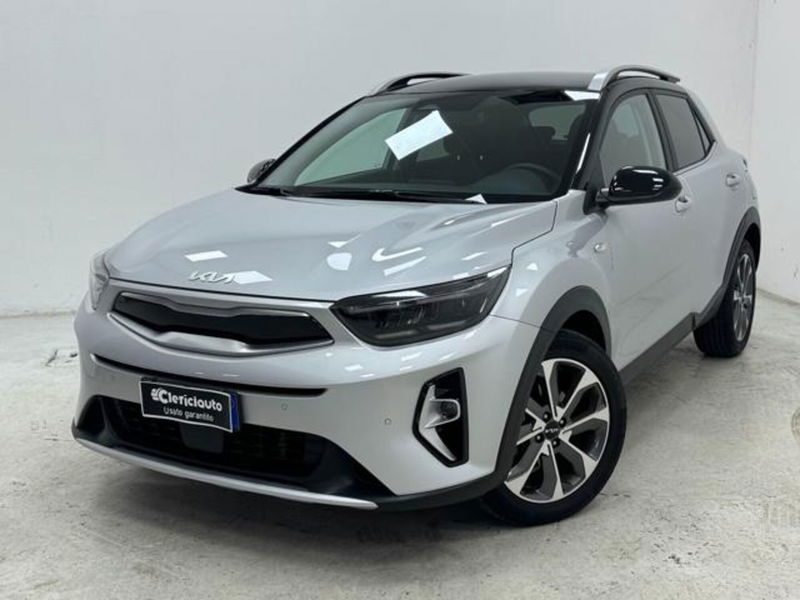 Kia Stonic 1.0 T-GDi 100 CV MHEV iMT Style  del 2022 usata a Lurate Caccivio