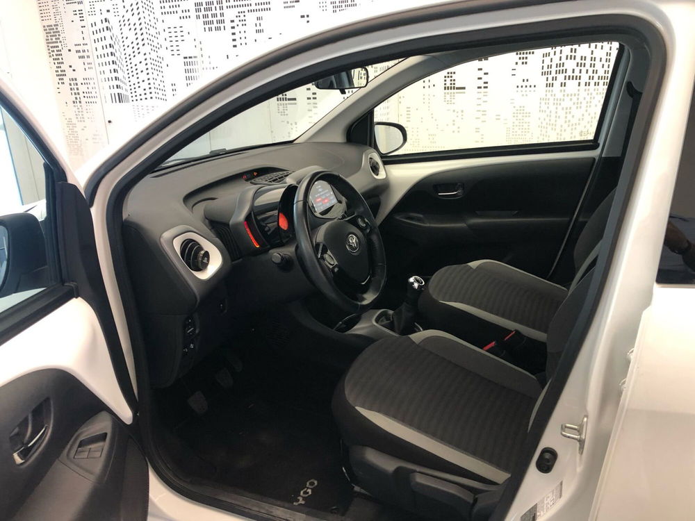 Toyota Aygo usata a Bergamo (14)