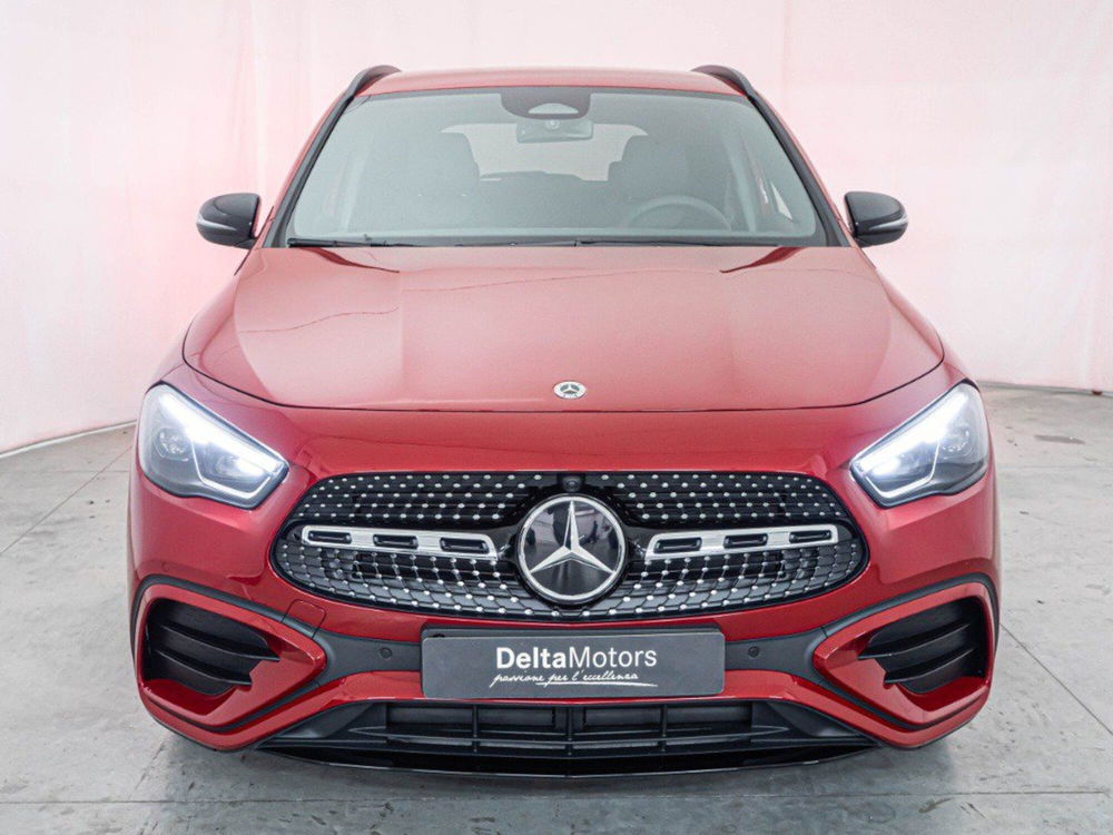 Mercedes-Benz GLA SUV nuova a Macerata (3)