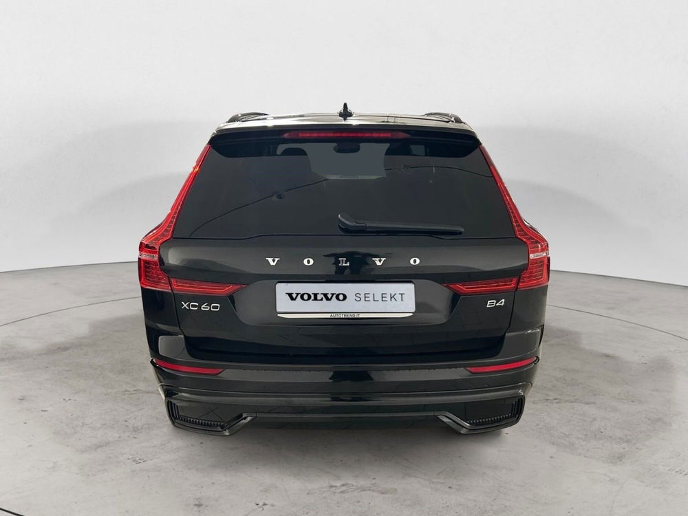 Volvo XC60 usata a Bari (4)