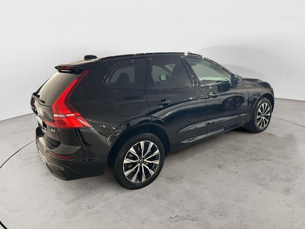 Volvo XC60 usata a Bari (5)