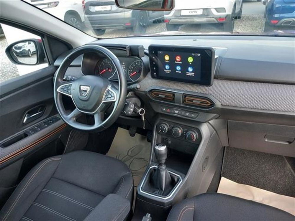 Dacia Sandero usata a Firenze (11)