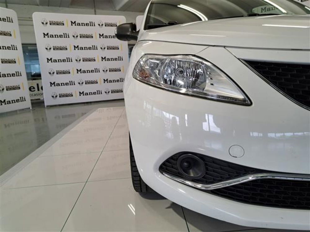 Lancia Ypsilon usata a Brescia (15)