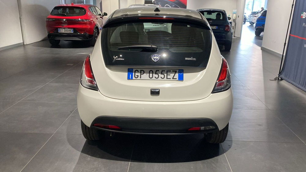 Lancia Ypsilon usata a Bergamo (3)