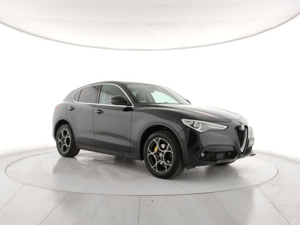 Alfa Romeo Stelvio usata a Modena (6)