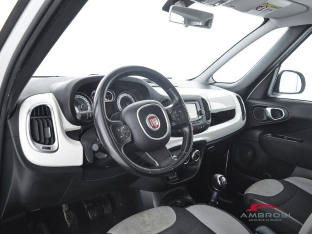 Fiat 500L Living usata a Perugia (8)