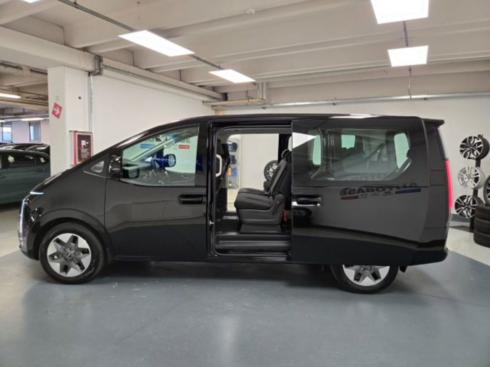 Hyundai Staria nuova a Brescia (5)