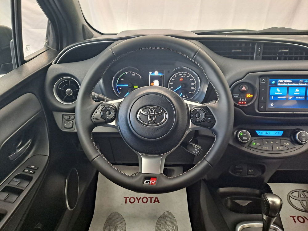 Toyota Yaris usata a Roma (13)