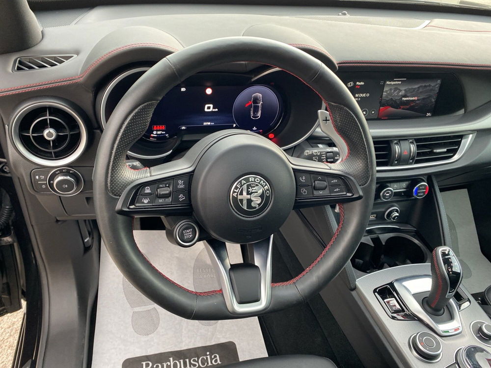 Alfa Romeo Stelvio usata a Pescara (19)