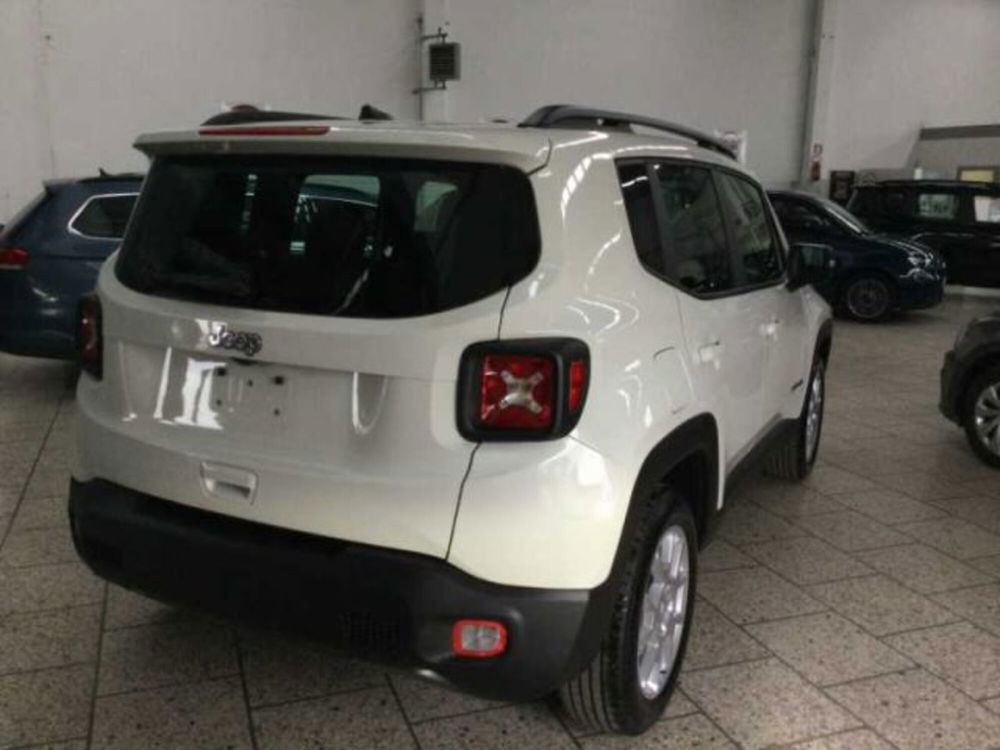 Jeep Renegade nuova a Lecce (4)