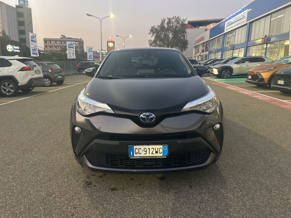 Toyota Toyota C-HR usata a Milano (2)