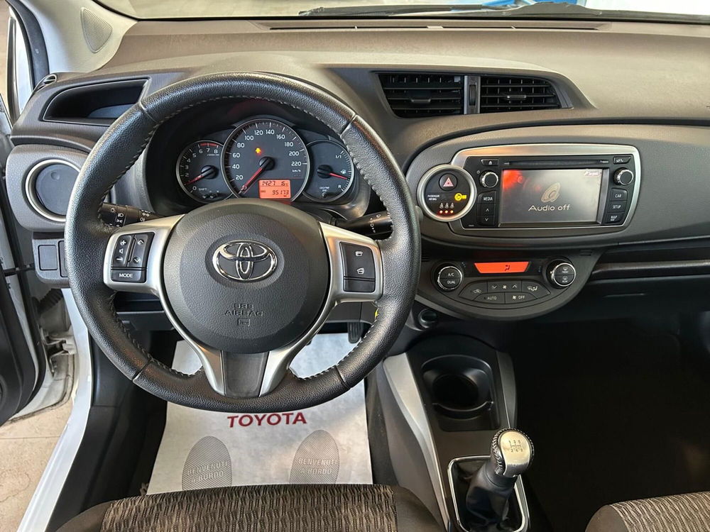 Toyota Yaris usata a Prato (7)