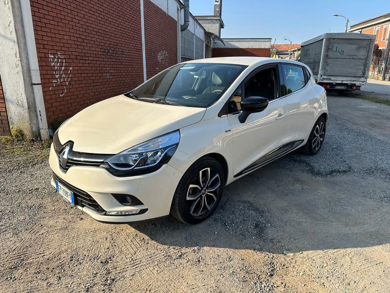 Renault Clio 1.2 75 CV 5 porte Duel  del 2018 usata a Lissone