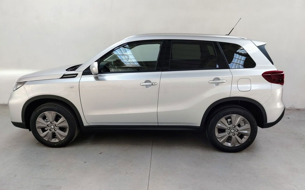 Suzuki Vitara nuova a Rovigo (11)