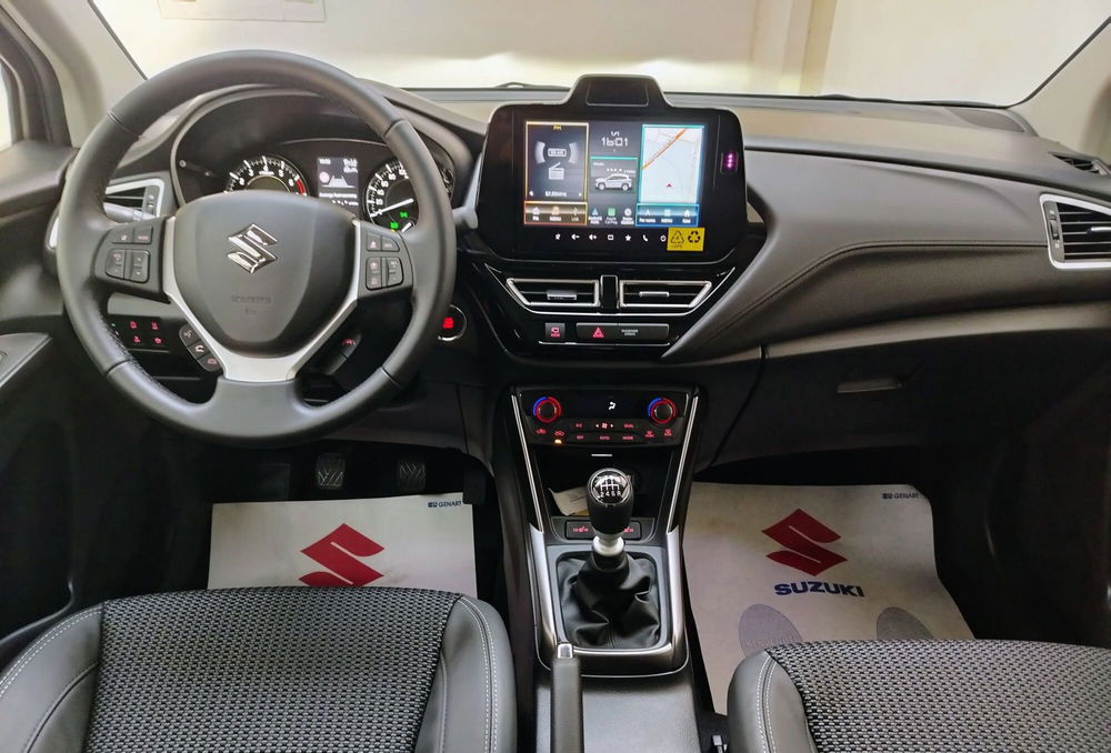 Suzuki S-Cross nuova a Rovigo (7)