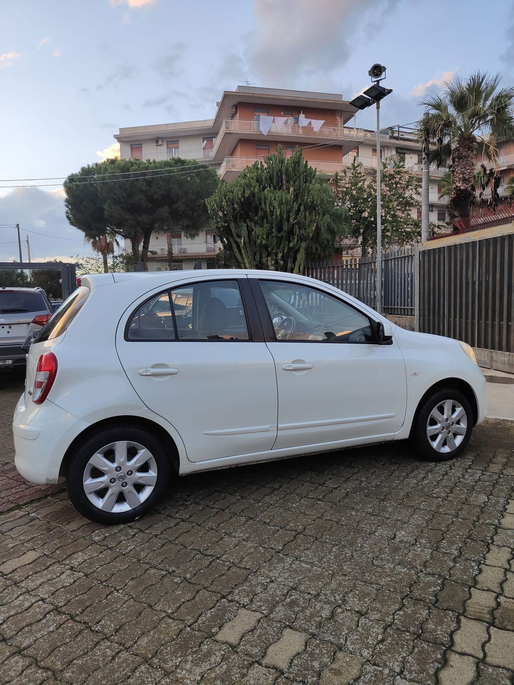 Nissan Micra usata a Catania (9)