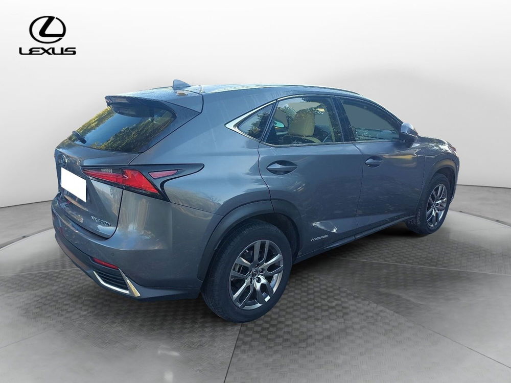 Lexus NX usata a Roma (4)