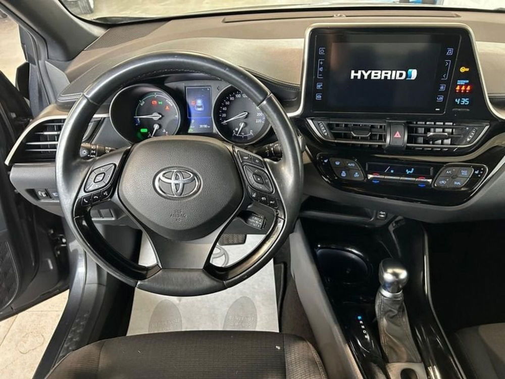 Toyota Toyota C-HR usata a Prato (8)